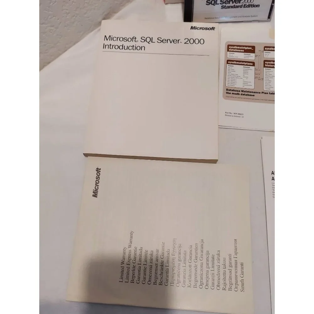 Microsoft SQL Server 2000 Standard Edition w/5 Client Licenses - 228-00690